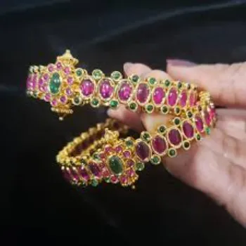 Pure Bracelet Bangle